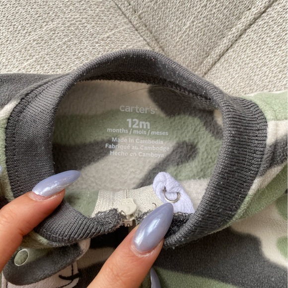 Carter’s Baby Camo Dinosaur Footie - Picture 4 of 6